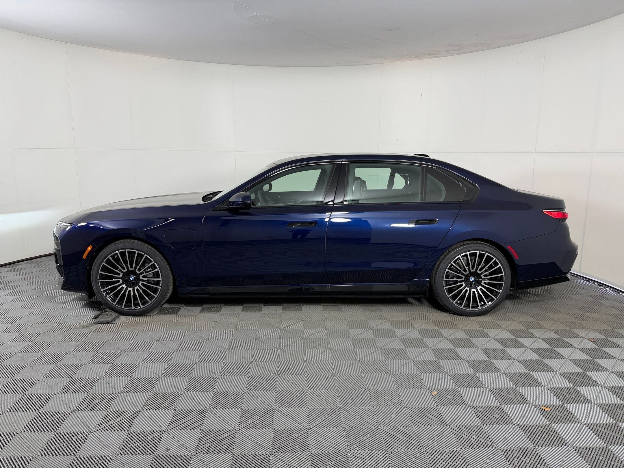 bmw 7 series 2026 WBA43EH06TCX66969 image bmw 7 series 2026 WBA43EH06TCX66969 image